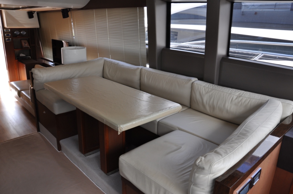 PRINCESS 64 2013
