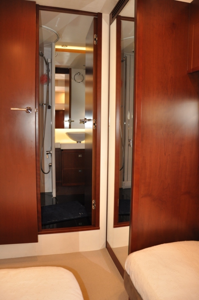 PRINCESS 64 2013