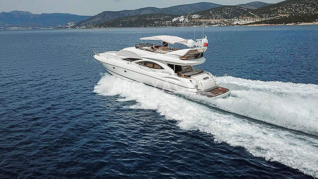 SUNSEEKER Manhattan 74 2001