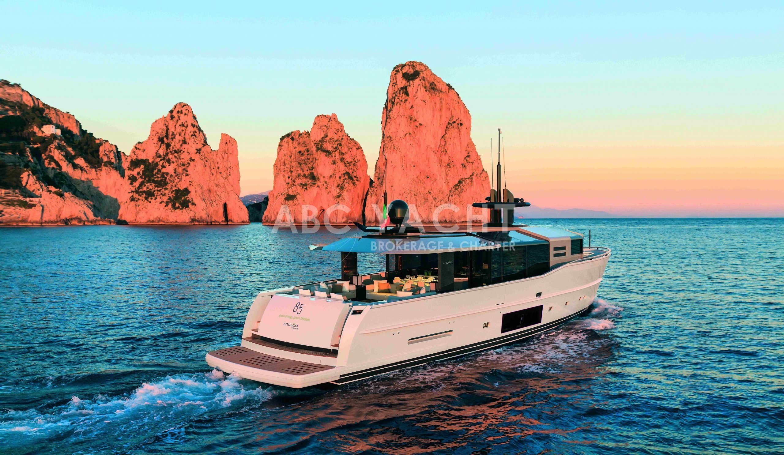 ARCADIA A85 2021