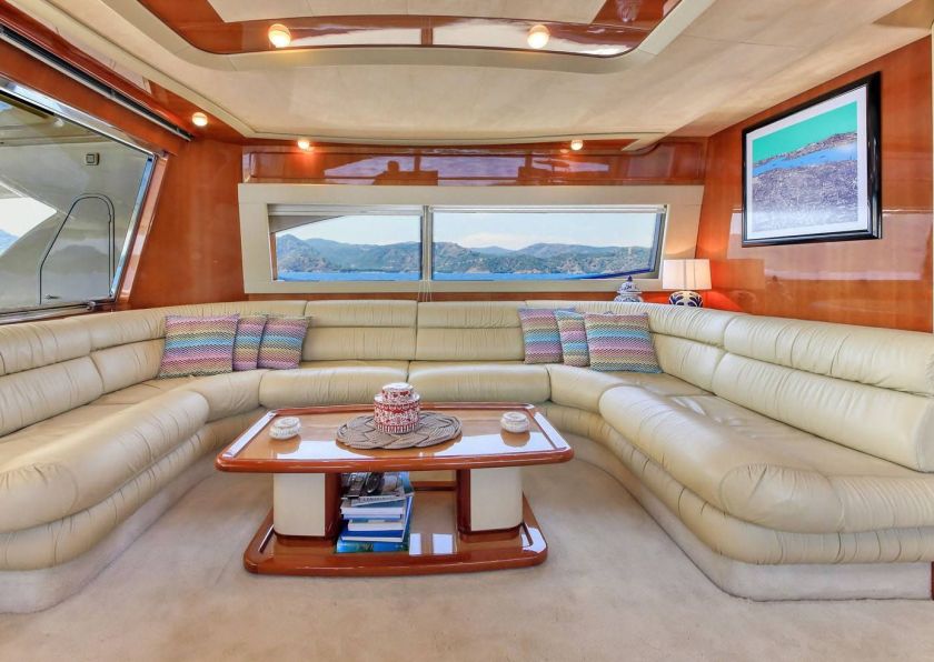 FERRETTI 76 2004