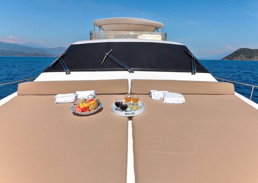 FERRETTI 76 2004