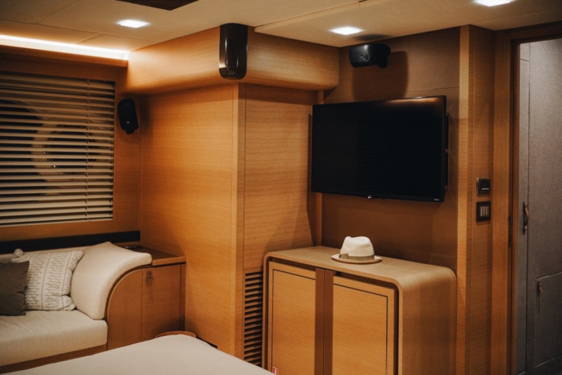 MONTE CARLO YACHTS 80 2018