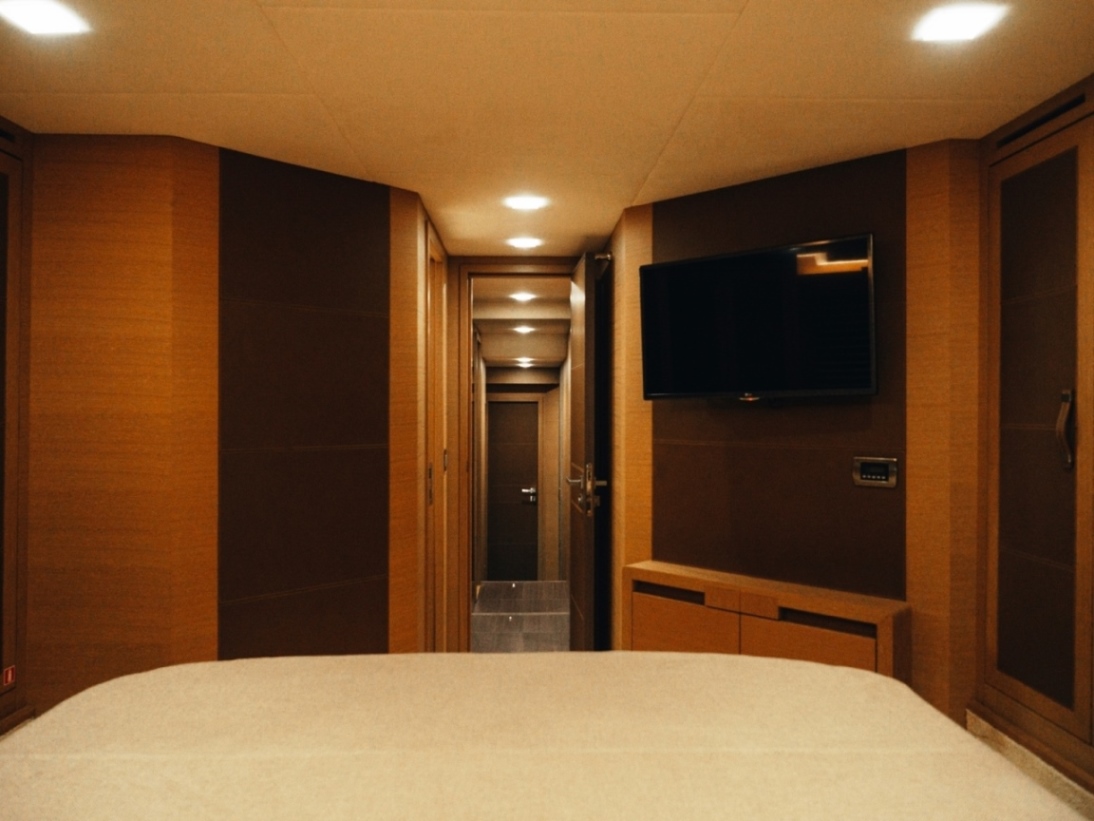 MONTE CARLO YACHTS 80 2018