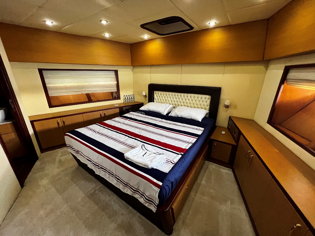 AYDOS YACHT 30M 2007