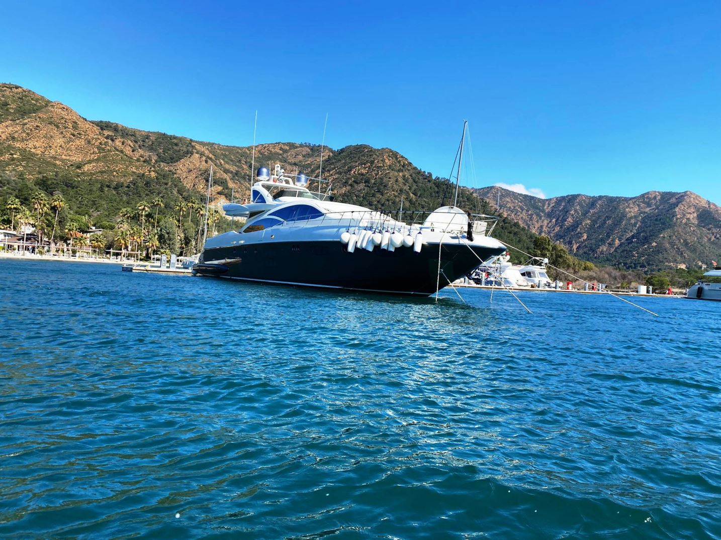 AZIMUT 103S 2007