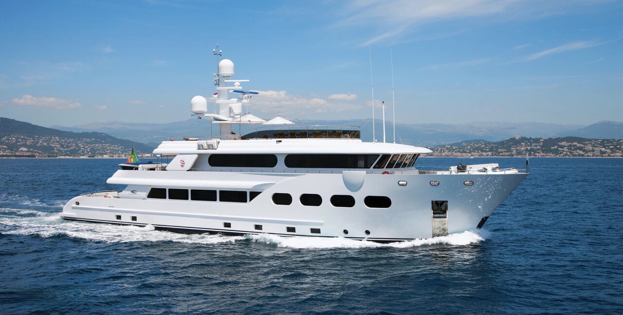 EUROCRAFT 44 M 2011