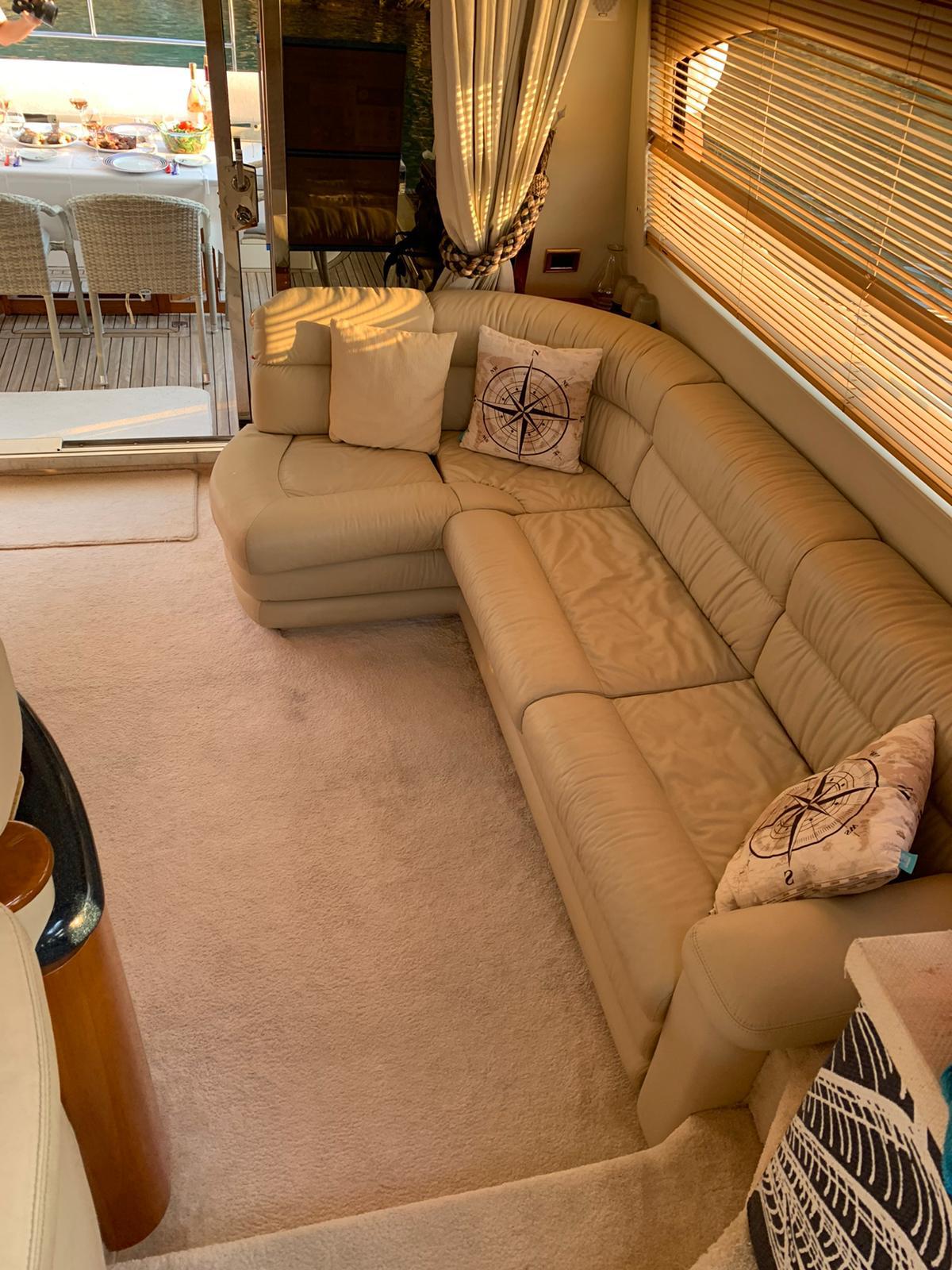 SUNSEEKER Manhattan 64 2000