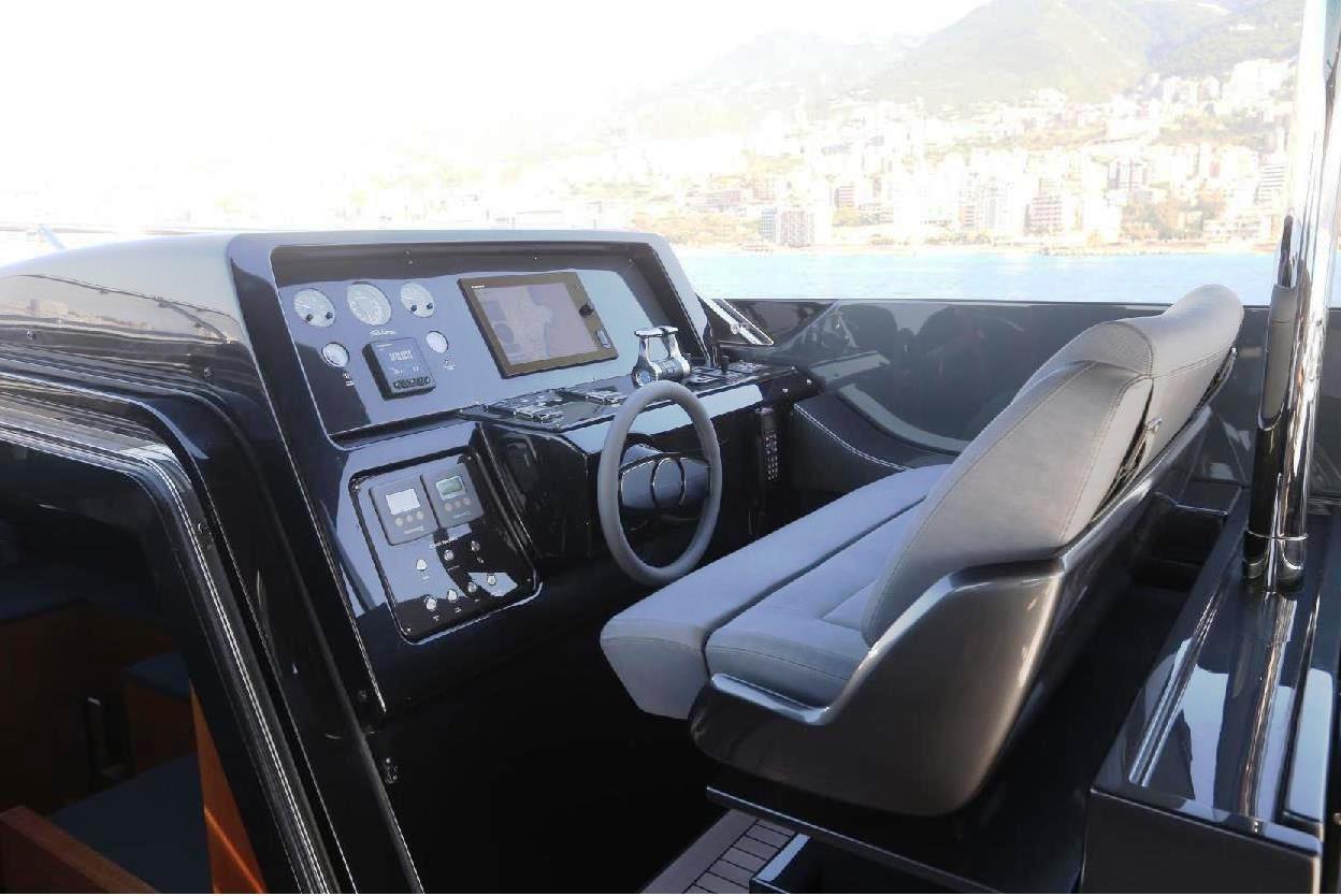 RIVA 100 Corsaro 2018