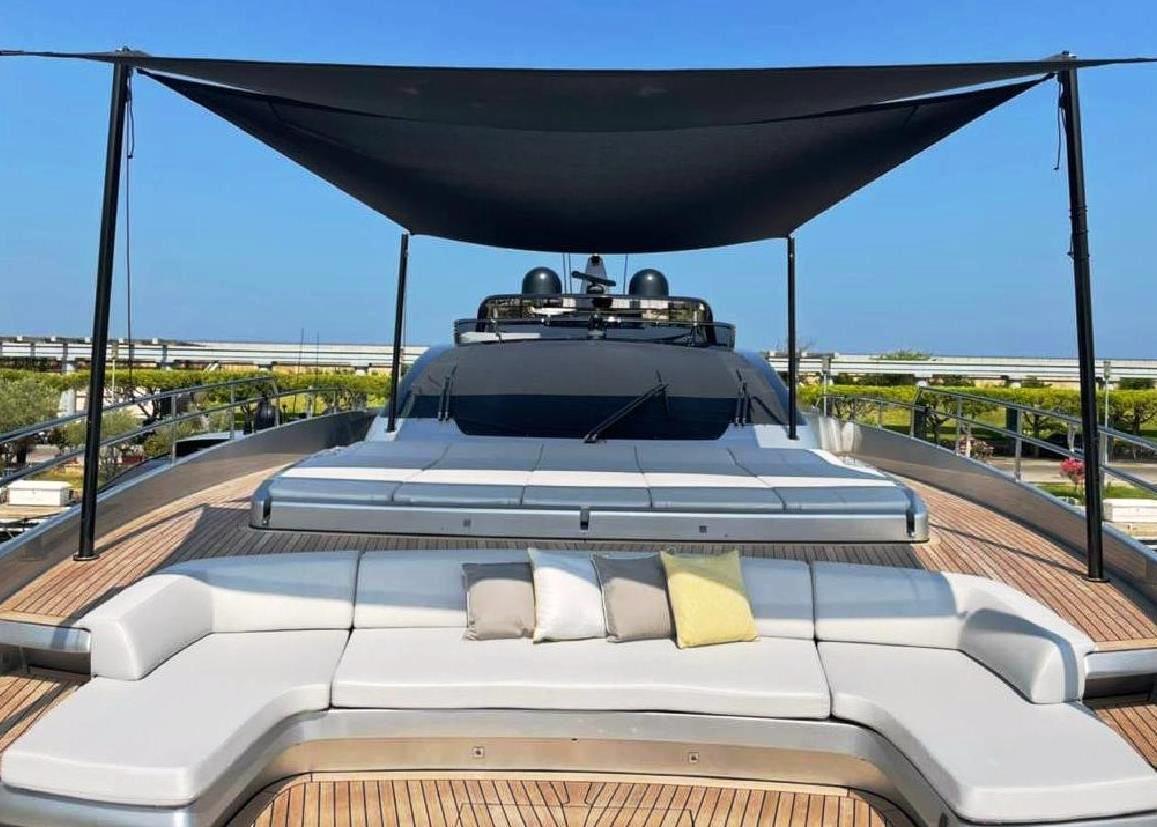 RIVA 100 Corsaro 2018
