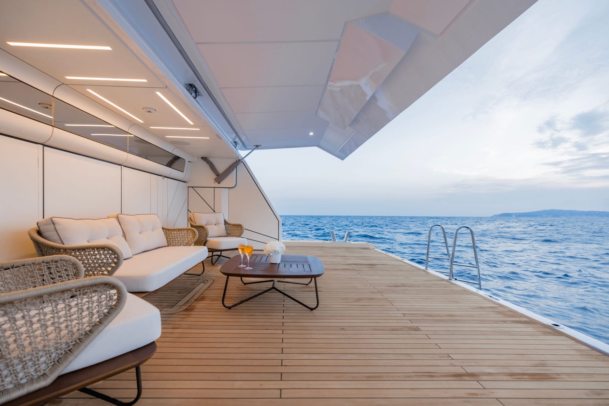 MAJESTY YACHTS 120 2023 OLIVIA