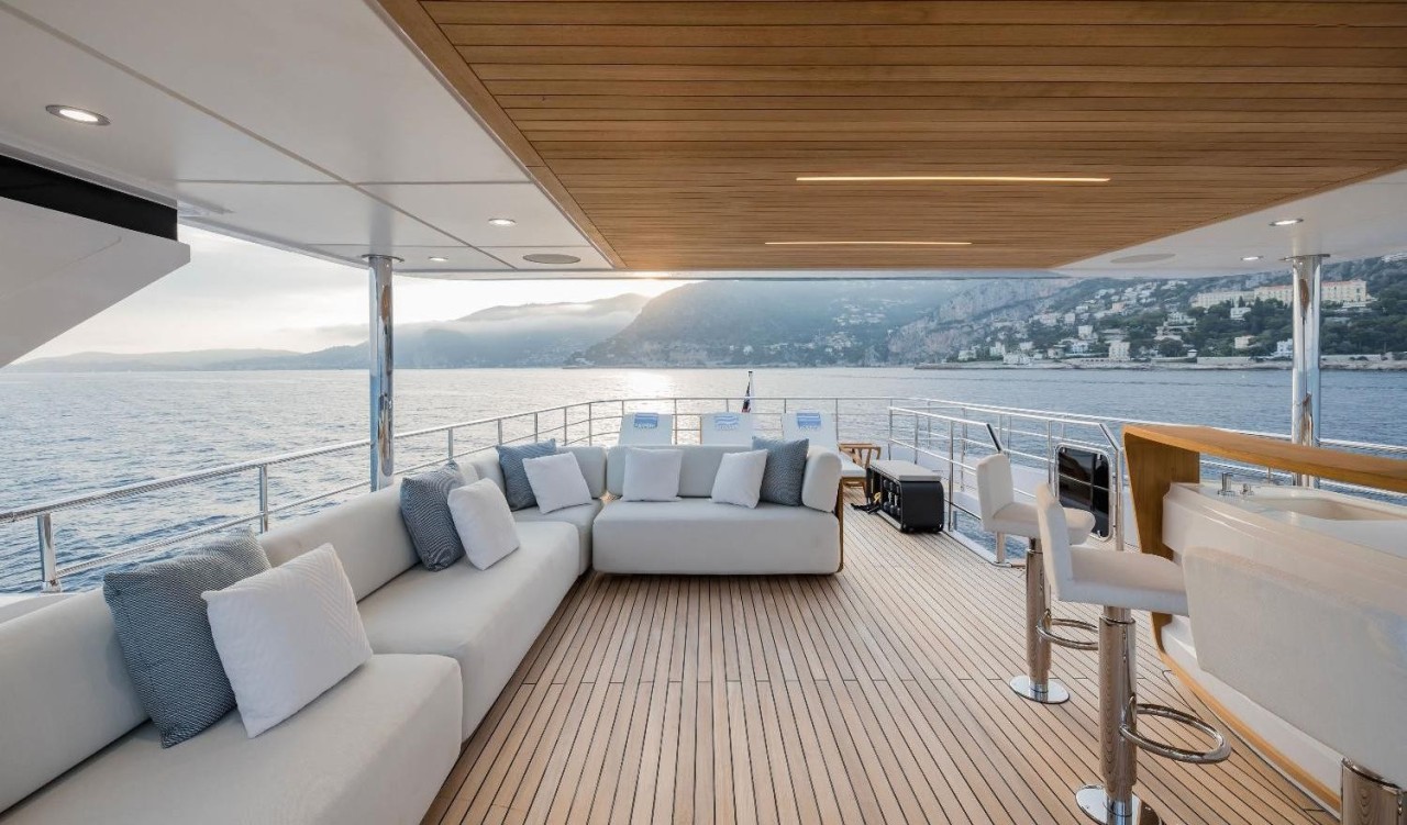 MAJESTY YACHTS 120 2023 OLIVIA