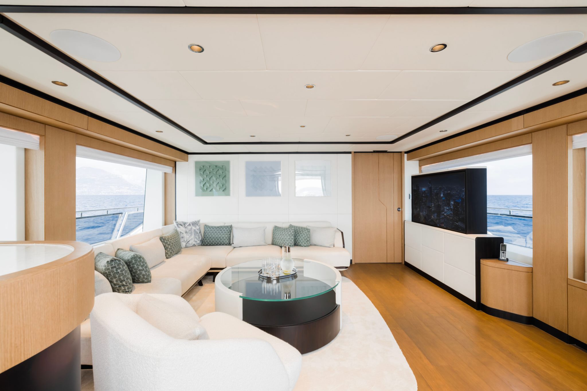 MAJESTY YACHTS 120 2023 OLIVIA