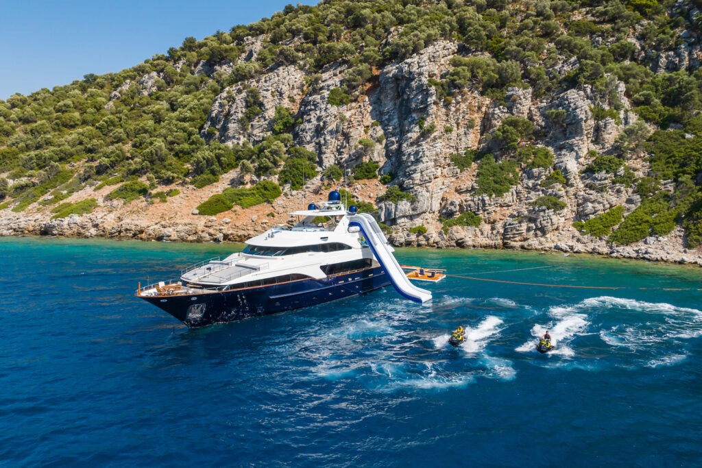 BENETTI 115 CLASSIC 1999