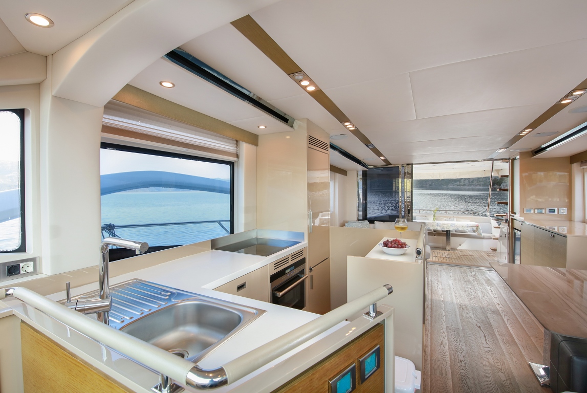 NUMARINE 62 FLY 2015