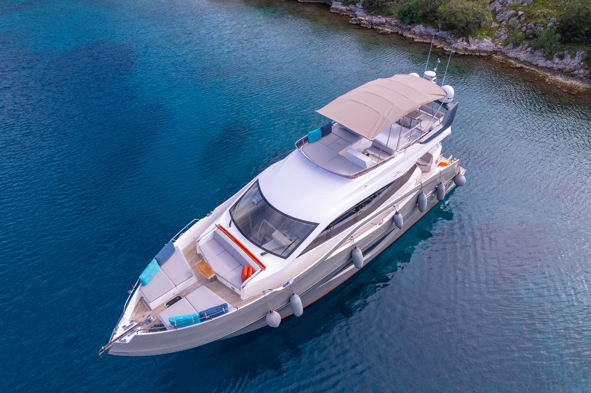 NUMARINE 62 FLY 2015