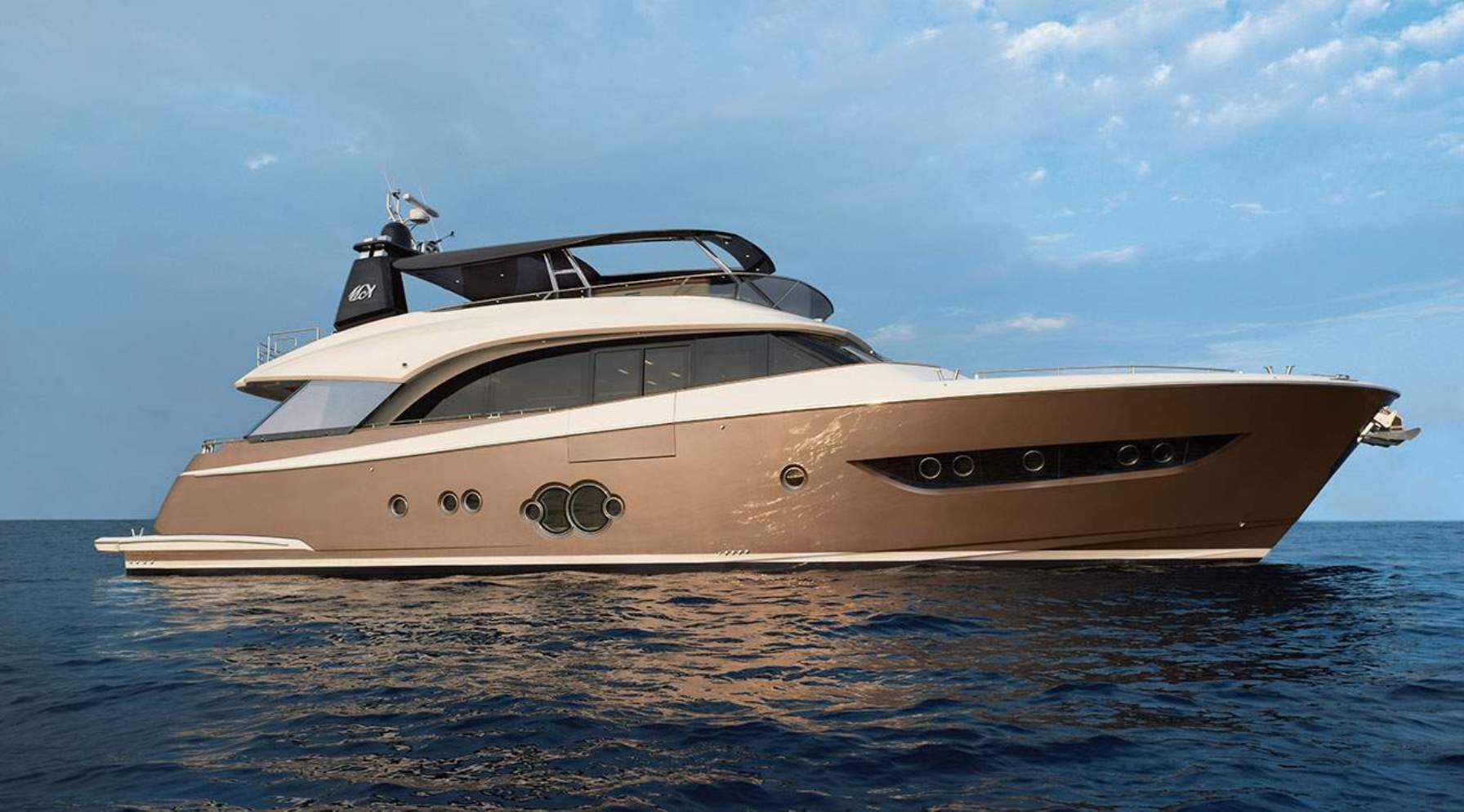 MONTE CARLO YACHTS 86 2016