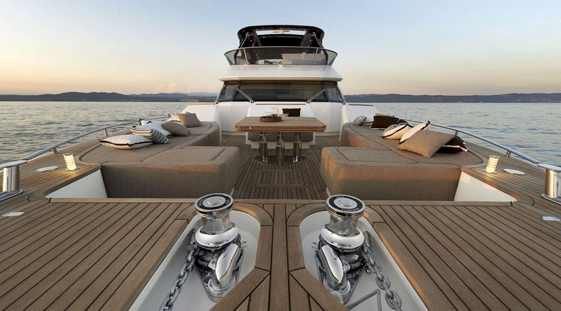 MONTE CARLO YACHTS 86 2016