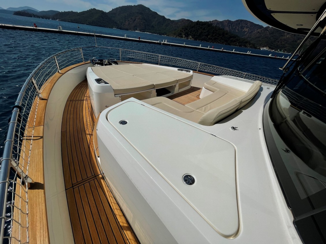 ABSOLUTE NAVETTA 58 2018