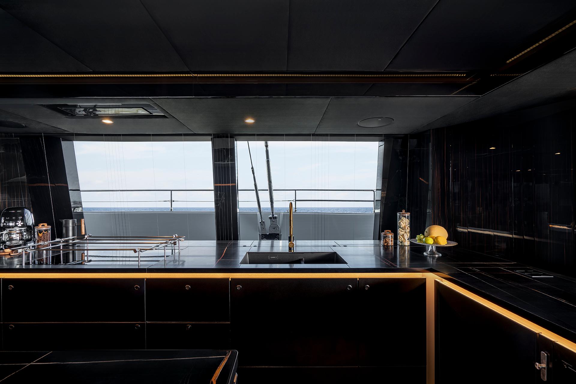 SUNREEF 80 2022