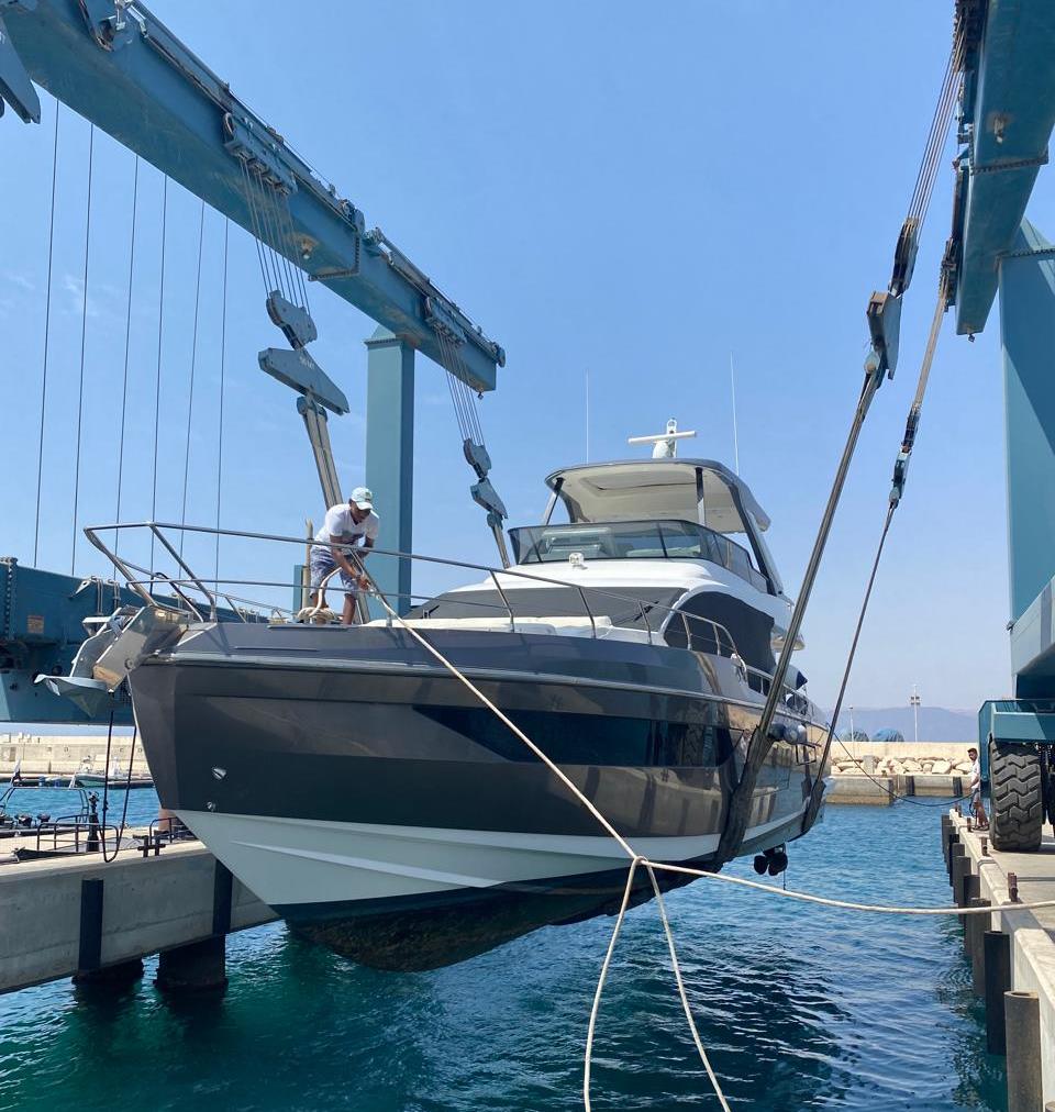 AZIMUT 68 Fly 2023