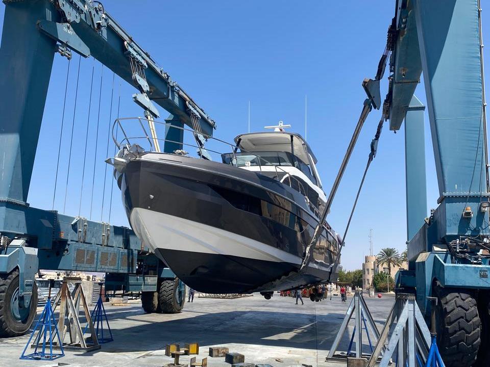 AZIMUT 68 Fly 2023