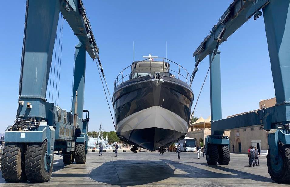 AZIMUT 68 Fly 2023