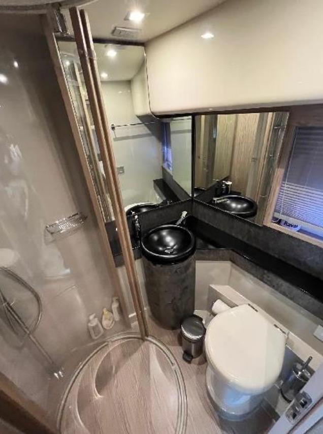 FERRETTI 650 2016