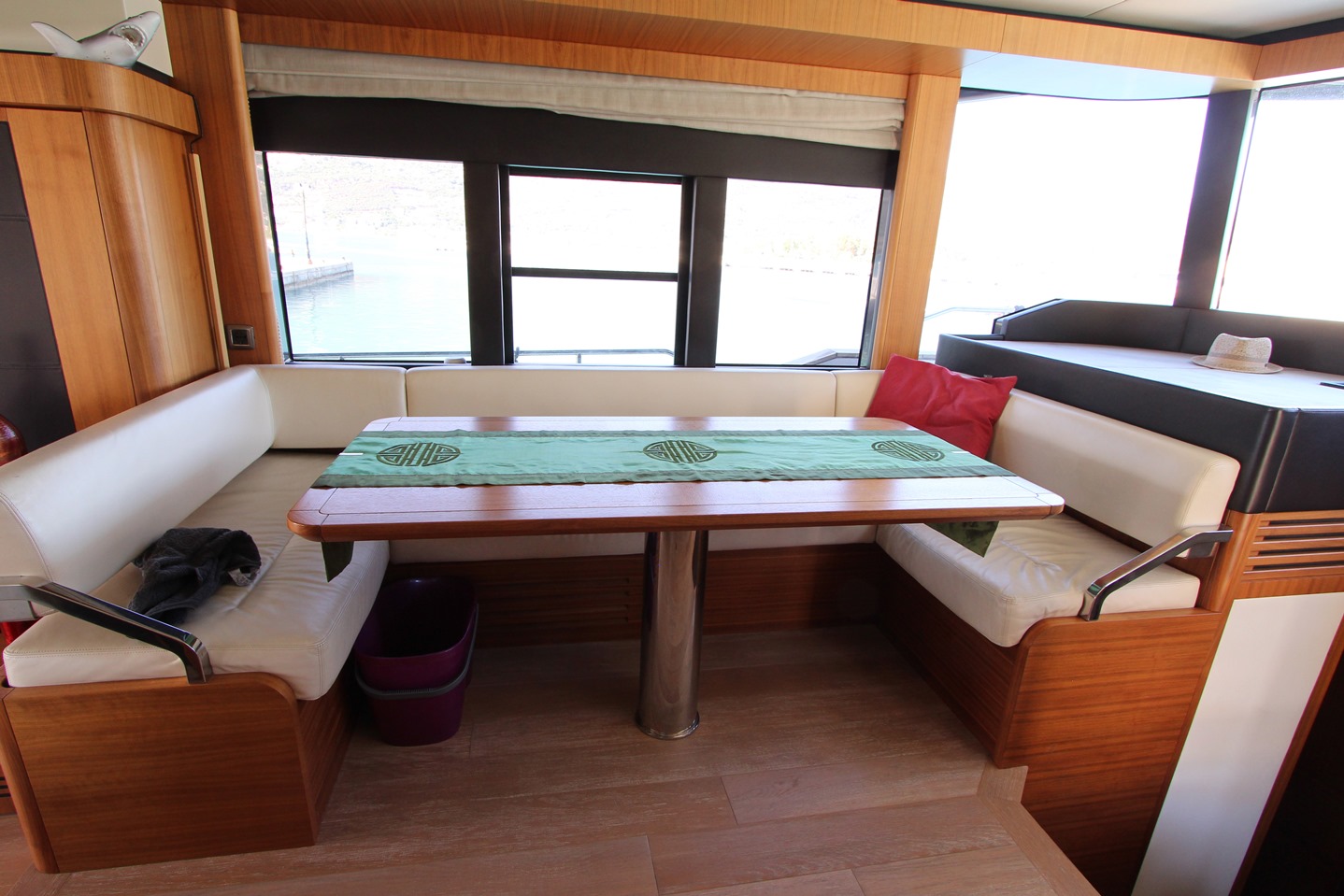 ABSOLUTE NAVETTA 58 2017