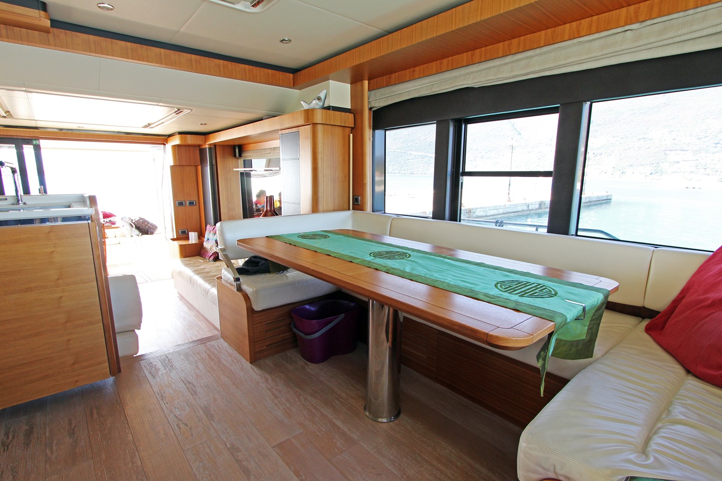 ABSOLUTE NAVETTA 58 2017