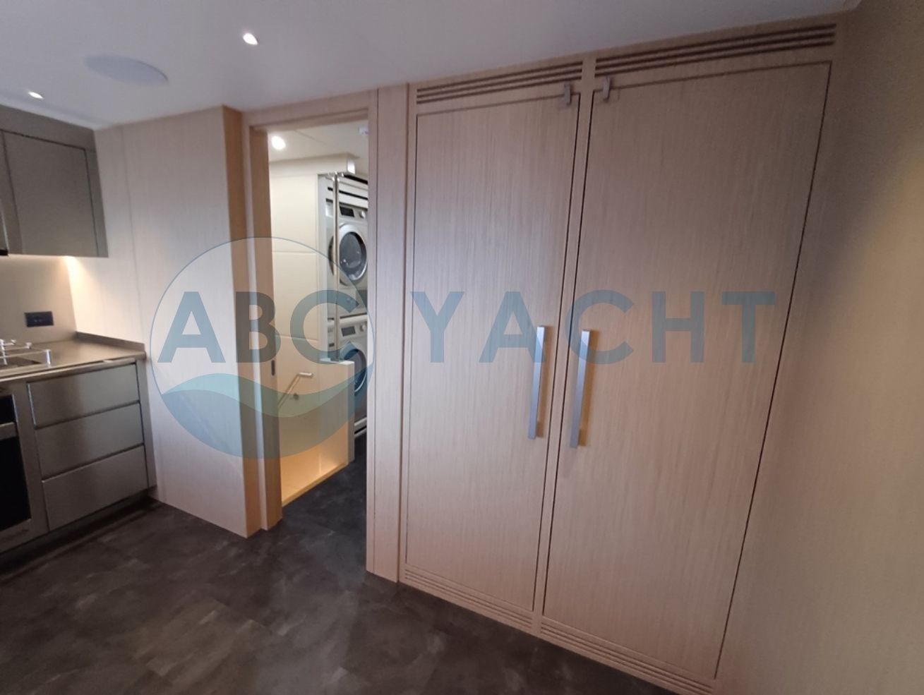 MAJESTY YACHTS 100 Terrace 2026
