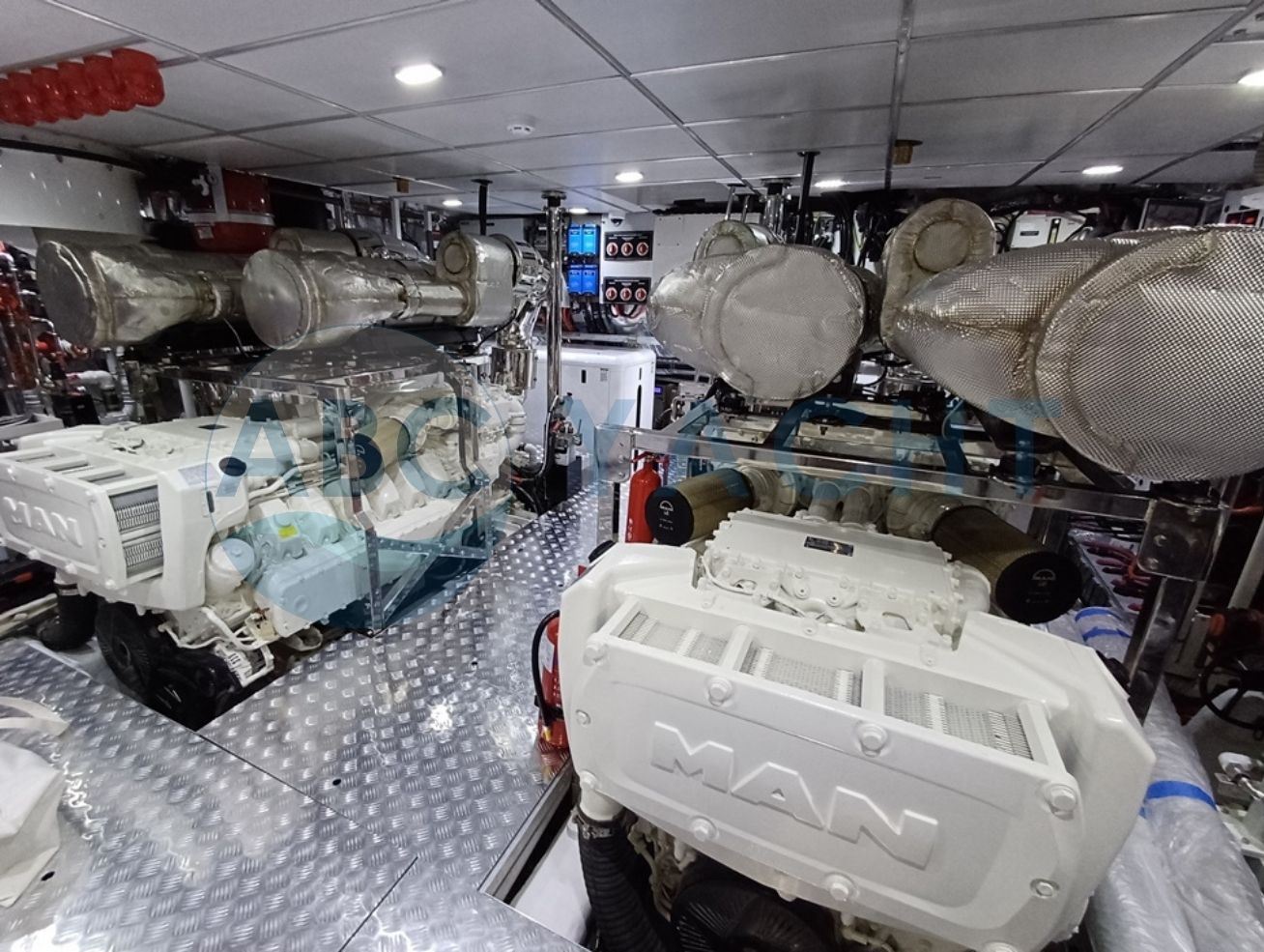 MAJESTY YACHTS 100 Terrace 2026