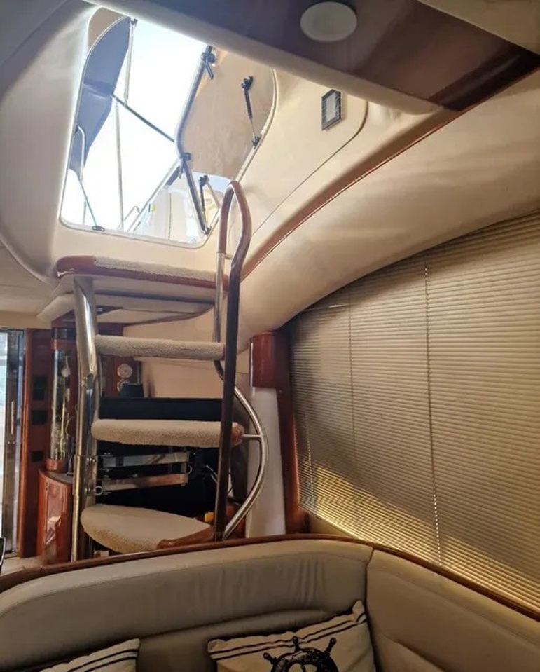 PRINCESS 61 2004