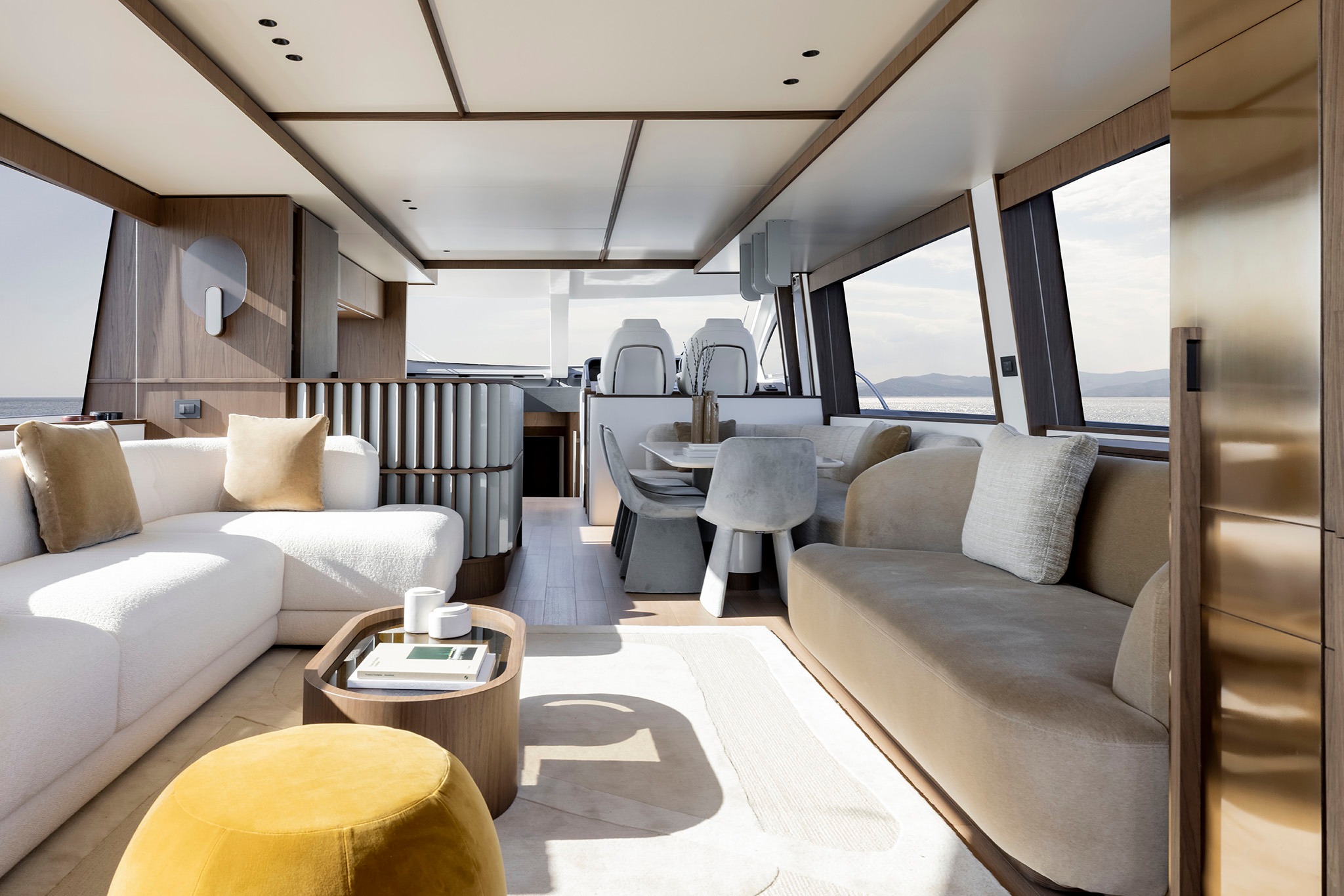 AZIMUT 72 2024