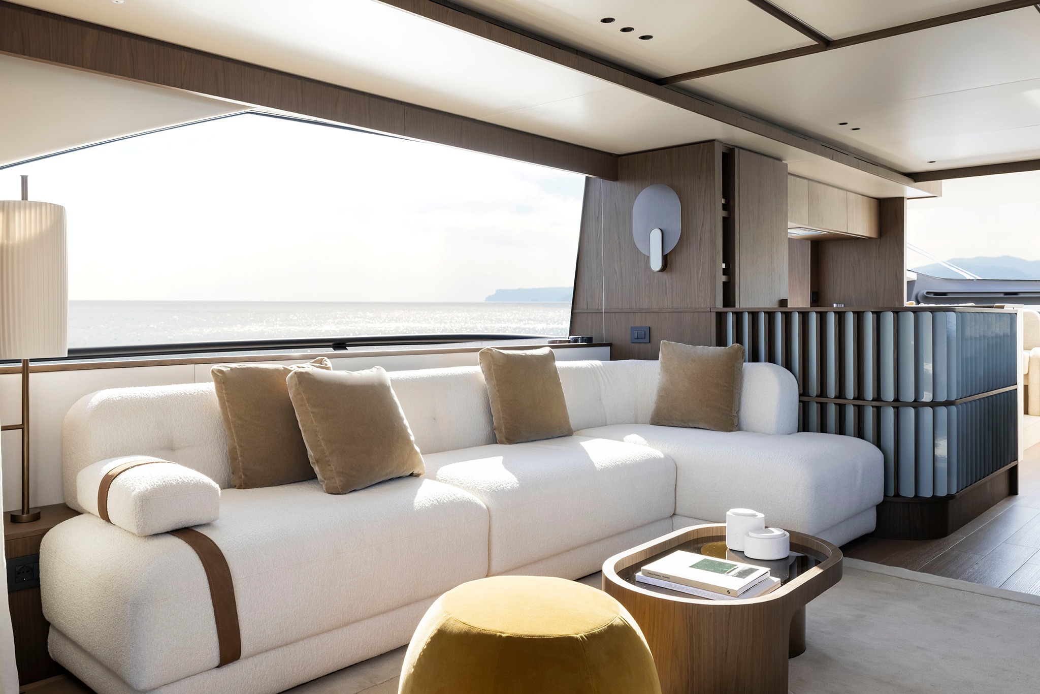 AZIMUT 72 2024