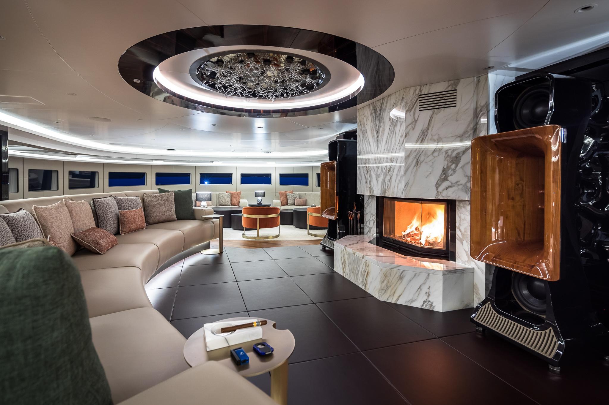 AKYACHT 85M 2021 VICTORIOUS
