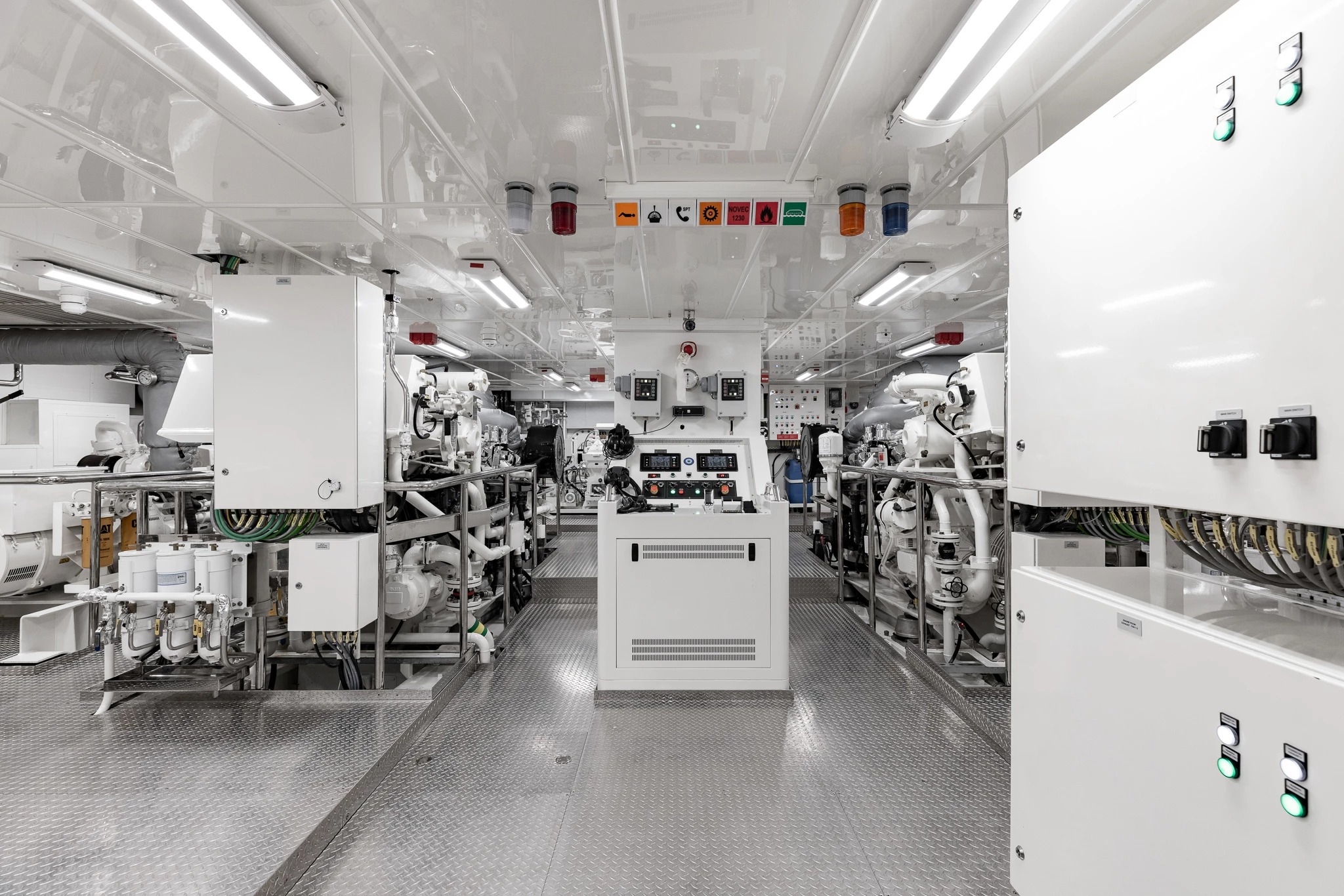 AKYACHT 85M 2021 VICTORIOUS