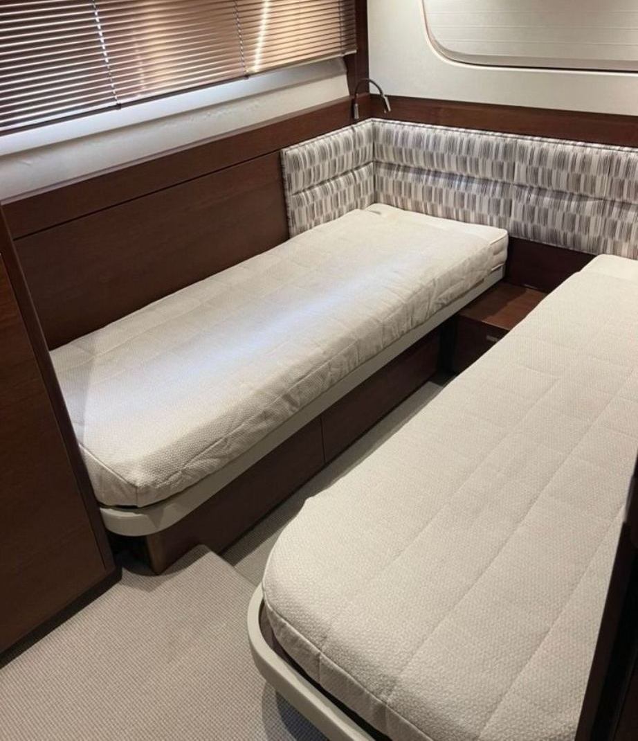 PRINCESS F70 2019