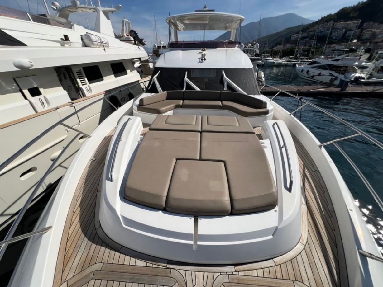 PRINCESS F70 2019