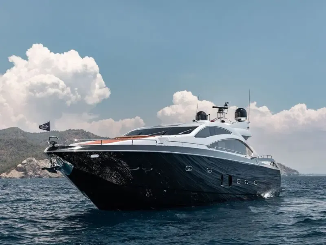 SUNSEEKER Predator 84 2009