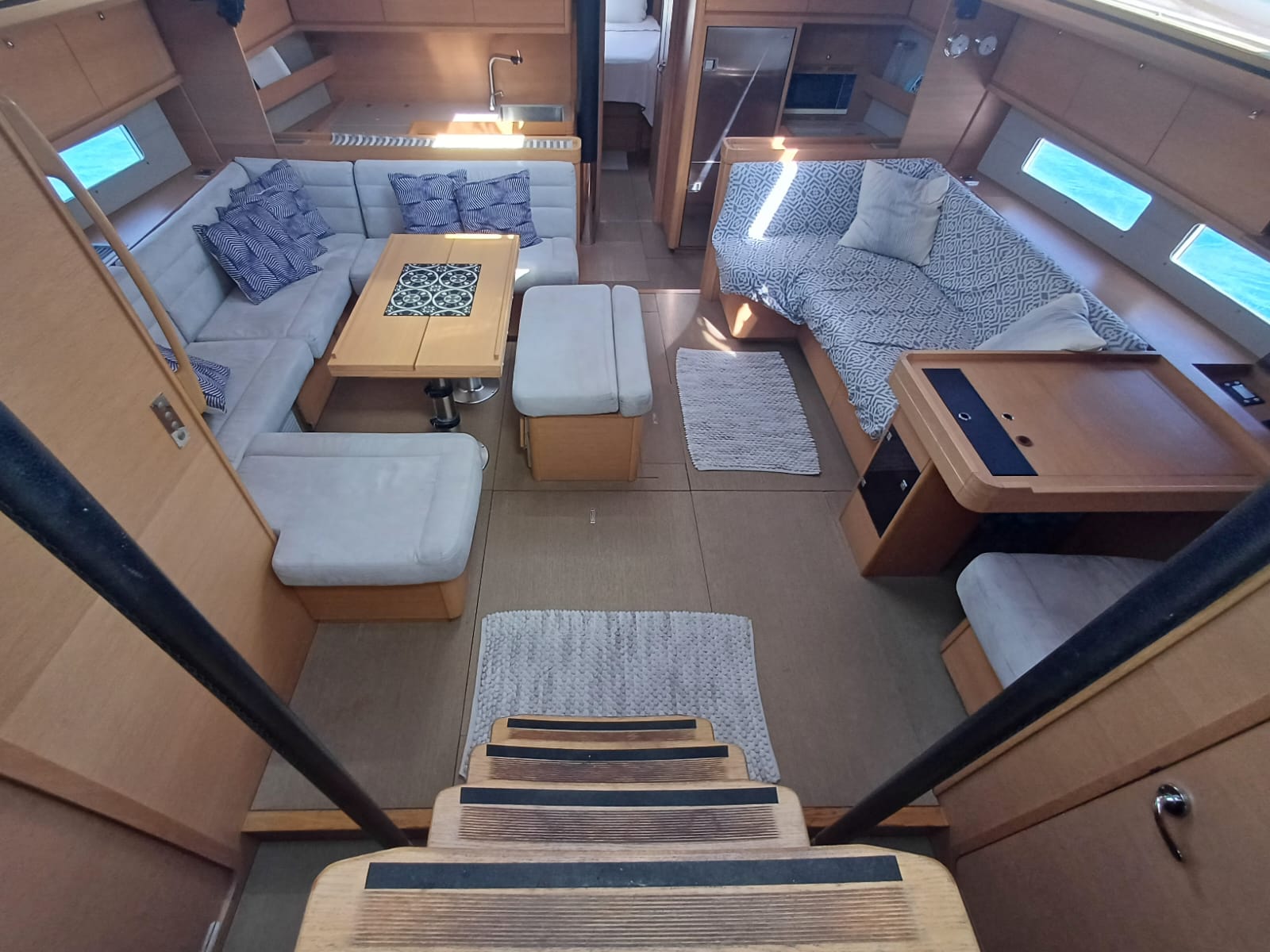 DUFOUR 560 GL 2015