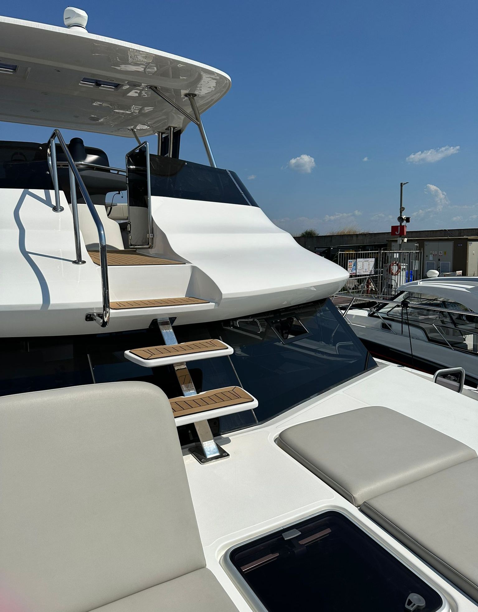 AQUILA 42 2024