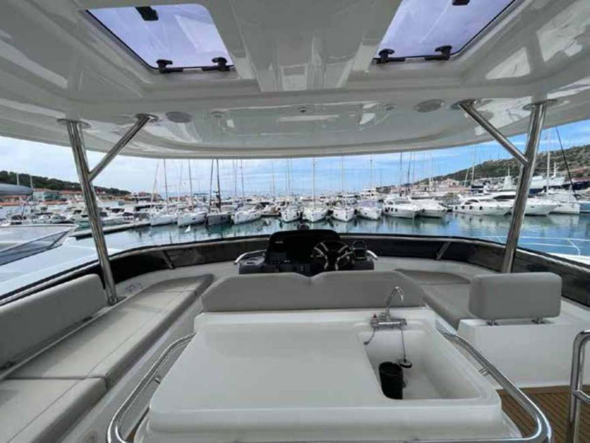 AQUILA 42 2024