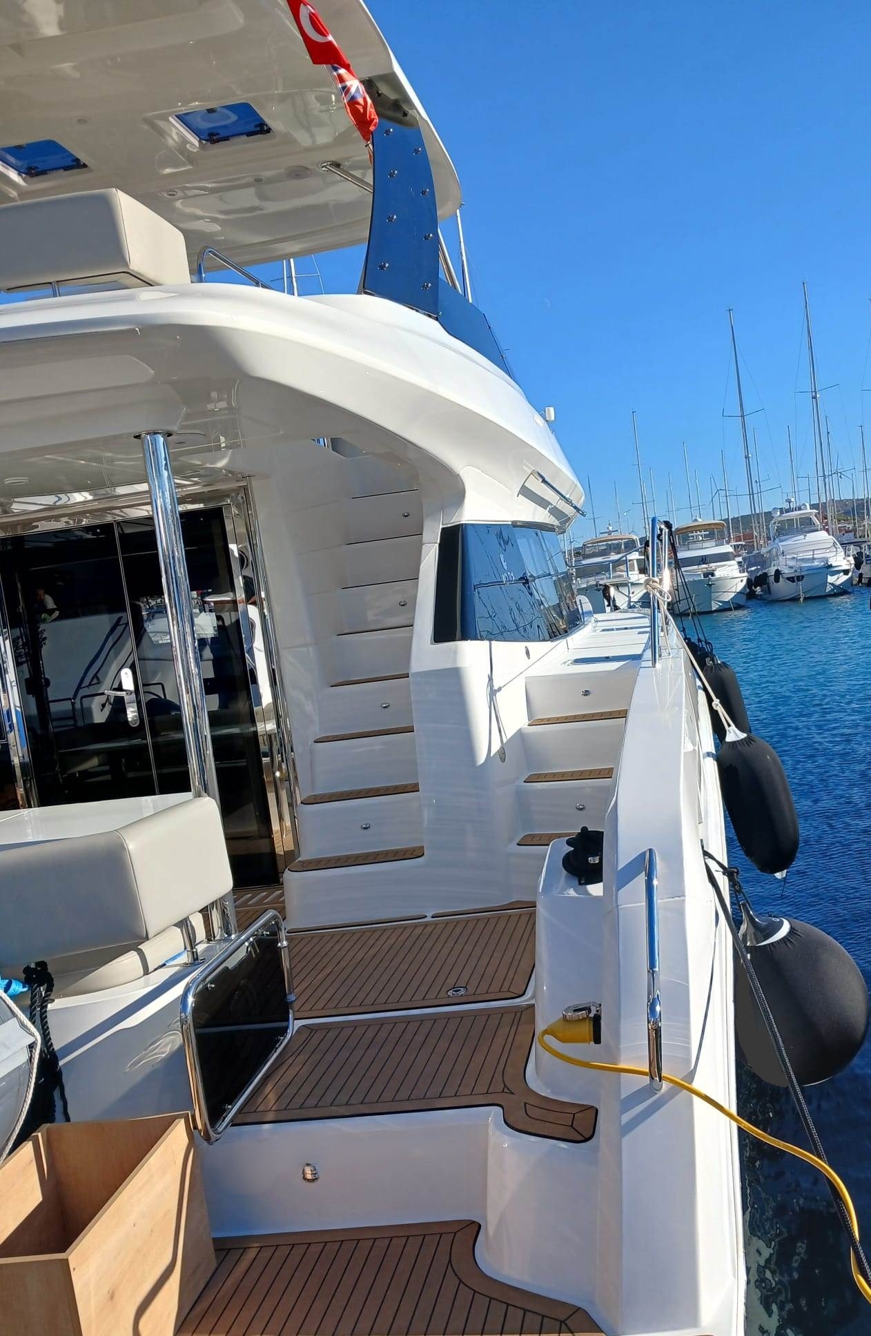 AQUILA 42 2024