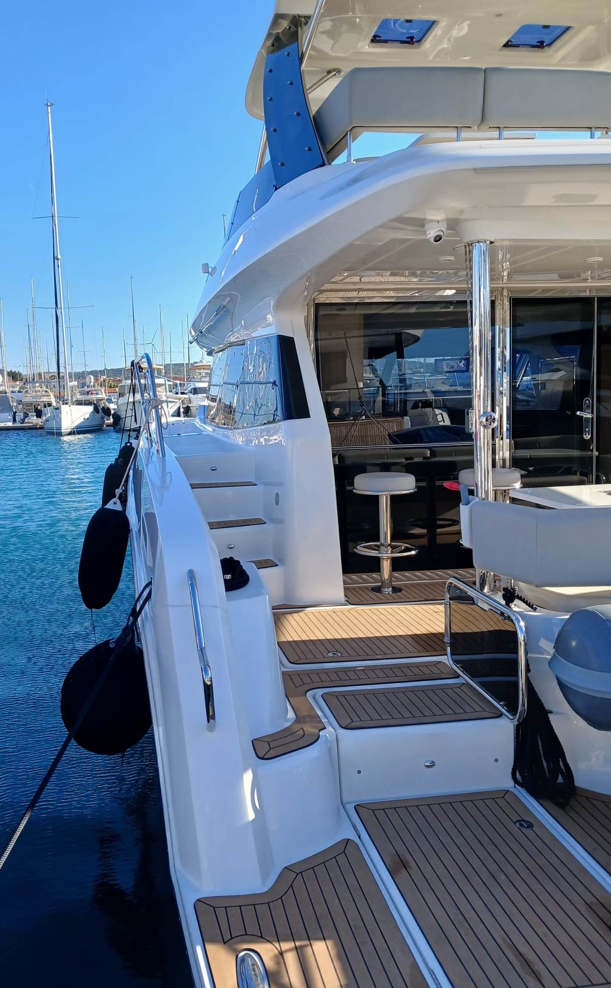 AQUILA 42 2024
