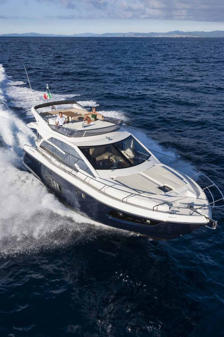 ABSOLUTE 56 FLY 2015
