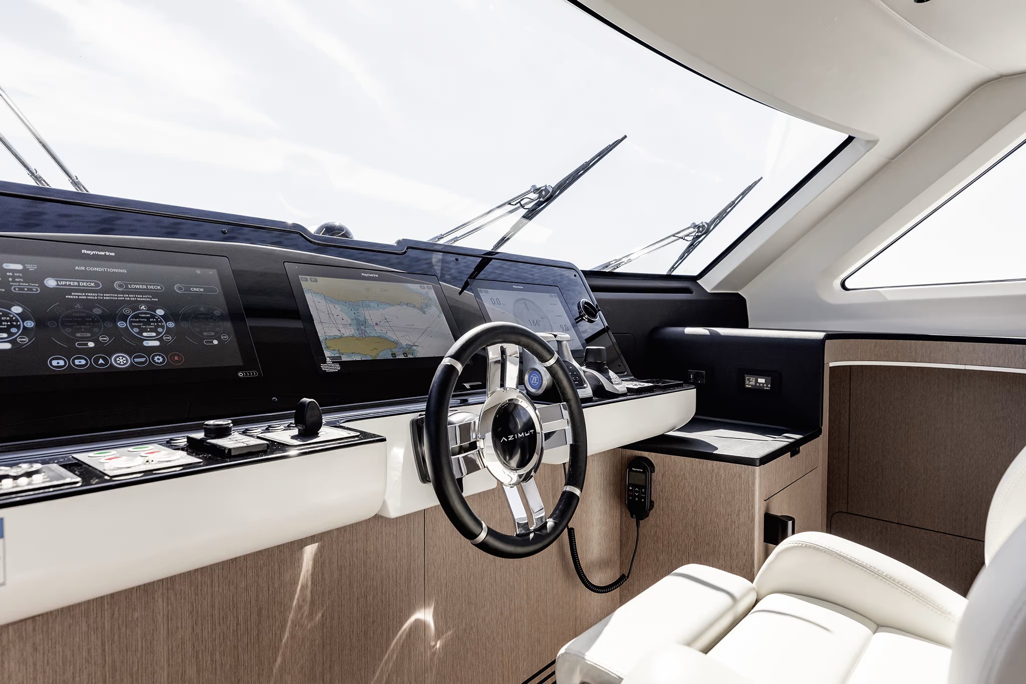 AZIMUT GRANDE 26 M 2025