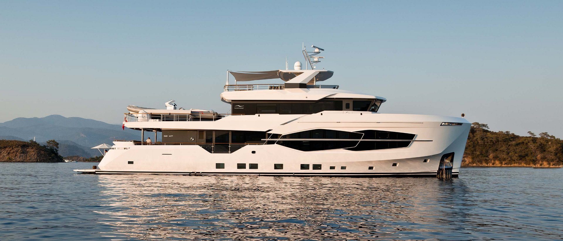 NUMARINE 32XP 2027