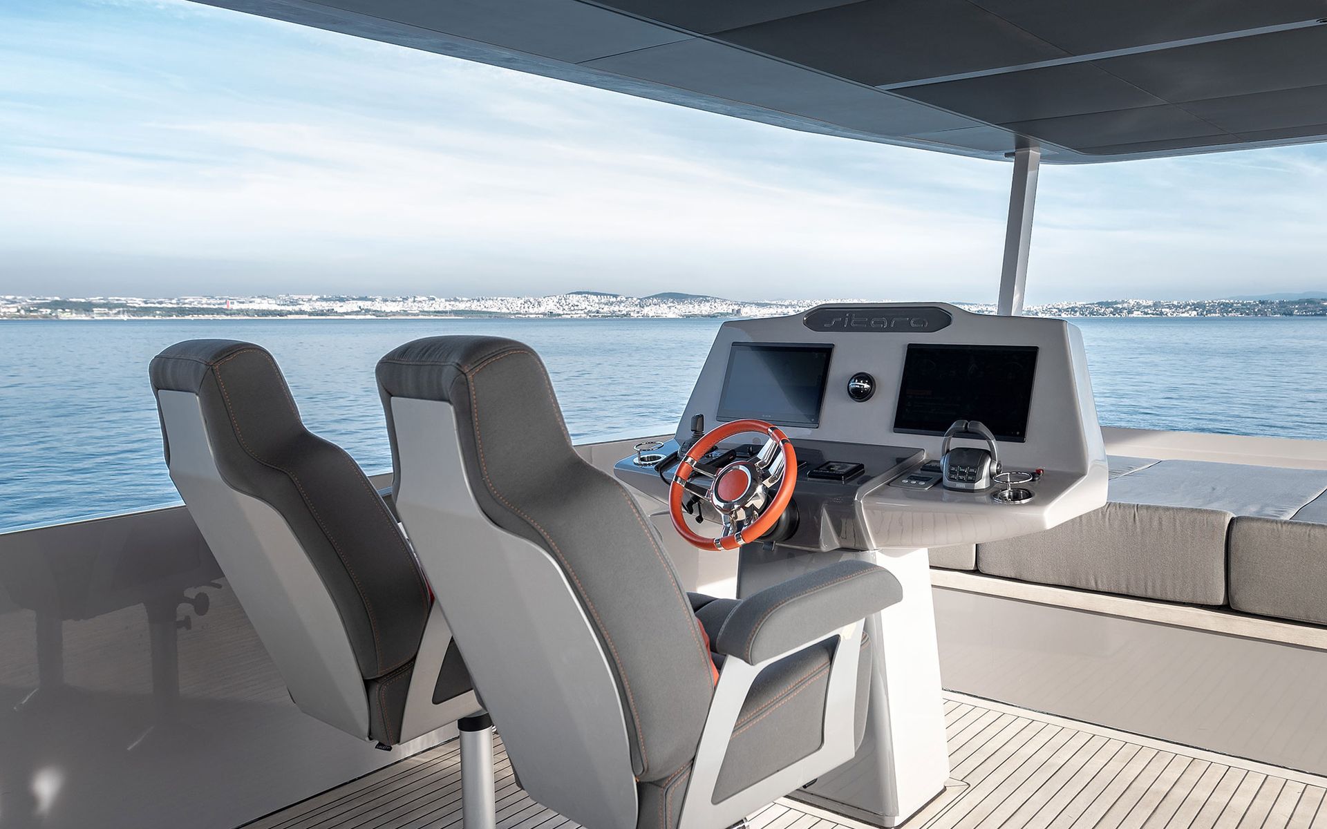 VisionF Yachts 82 2024