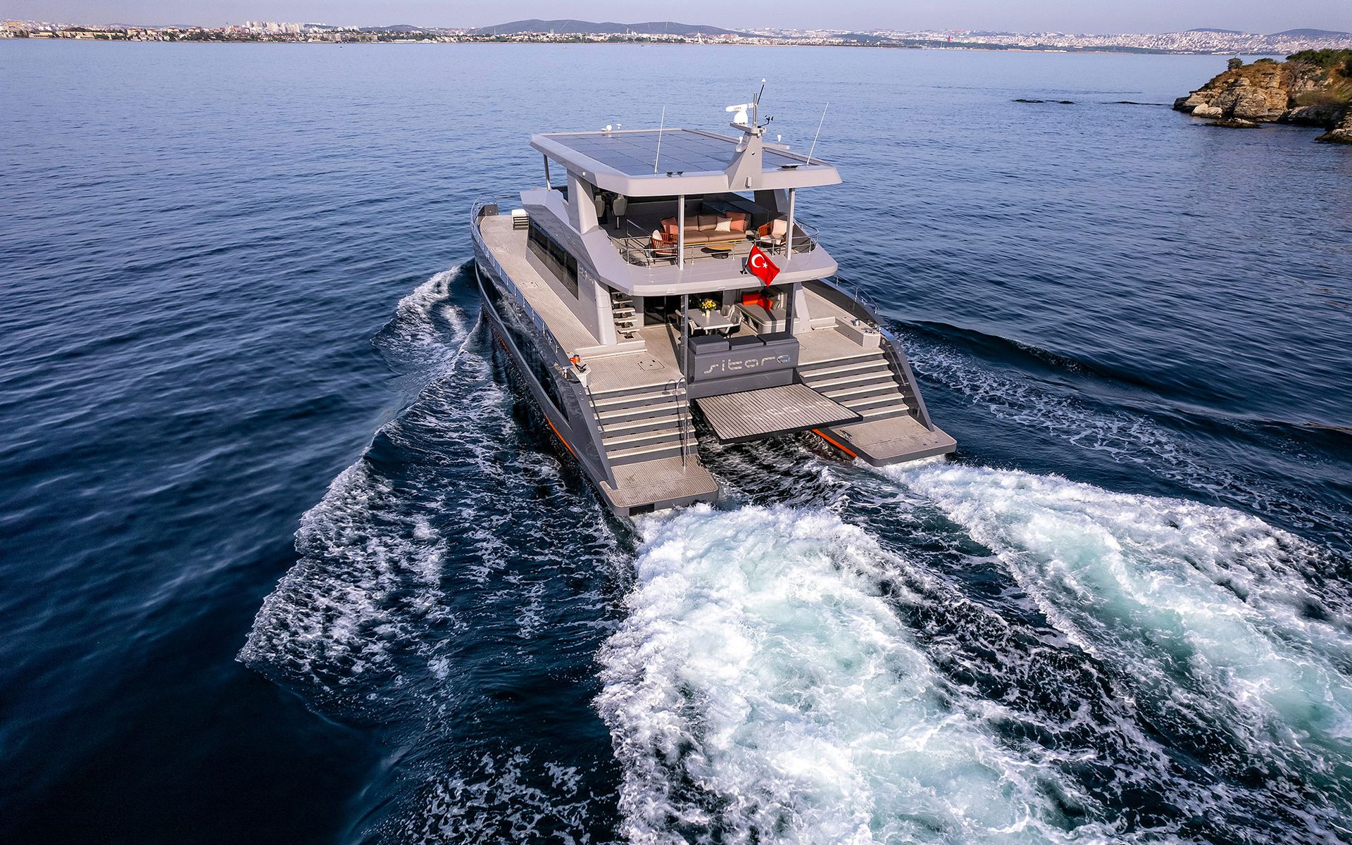 VisionF Yachts 82 2024